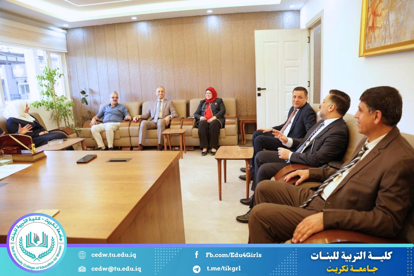 تدريسي من كلية التربية للبنات يشارك عضواً في لجنة وزارية لتأييد استحداث دراسة الماجستير بجامعة الموصل